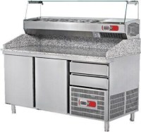 Restoran ve pizzacılar için üretilmiş 0.55 kW gücünde, +0/+5°C çalışma aralıklı, kendiliğinden kapanan kapılara sahip mermer tezgahlı pizza hazırlık dolabı. Bu üç kapılı sağlam ürünü İstanbul dan 81 ile güvenli kargo ile sevk ediyoruz.