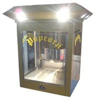 50x60x95 cm ölçülerinde, altın sarısı elektrostatik boyalı, cam kabinli popcorn makinesi. İç kısımda paslanmaz çelik devrilir tencere, aydınlatma sistemi ve patlamış mısırları taze tutan sıcak taban ünitesine sahip profesyonel mısır patlatma makinesi.